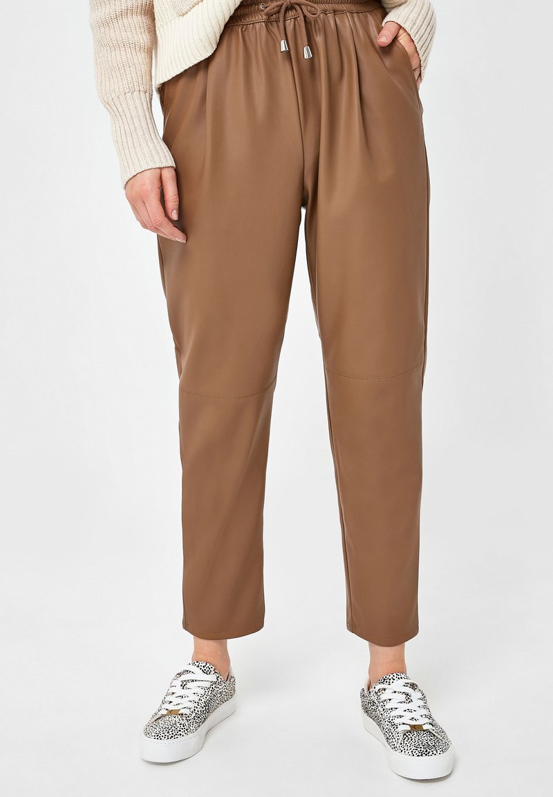Next Tracksuit bottoms tan Zalando.de