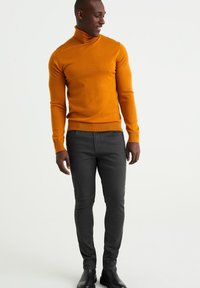 WE Fashion THE MERINO KNIT - Džemperis - yellow