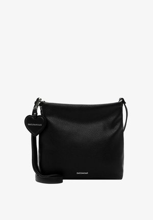 Melnas ādas pleca soma ar teksturētu virsmu, noņemamu sirds formas piekariņu un elegantu, minimālistisku dizainu. Sudraba aksesuāri.