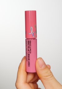BH Cosmetics LOS ANGELES 411 LIP GLAZE HIGH SHINE CREAM GLOSS - Läppglans - chatter