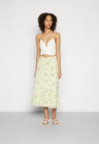 Abercrombie & Fitch BARE RUCHED HARWARE TOP - Blusa - jet stream
