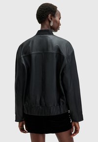 Thumbnail Image 3