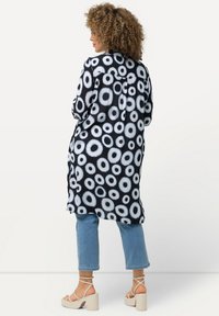 Ulla Popken EN À MOTIF CERCLES COL DE CHEMISE ET MANCHES LONGUES - Camicia