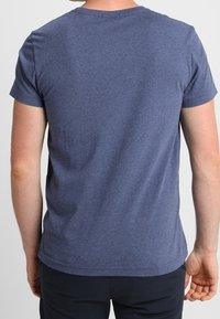 GANT T-shirt basic - blue denim