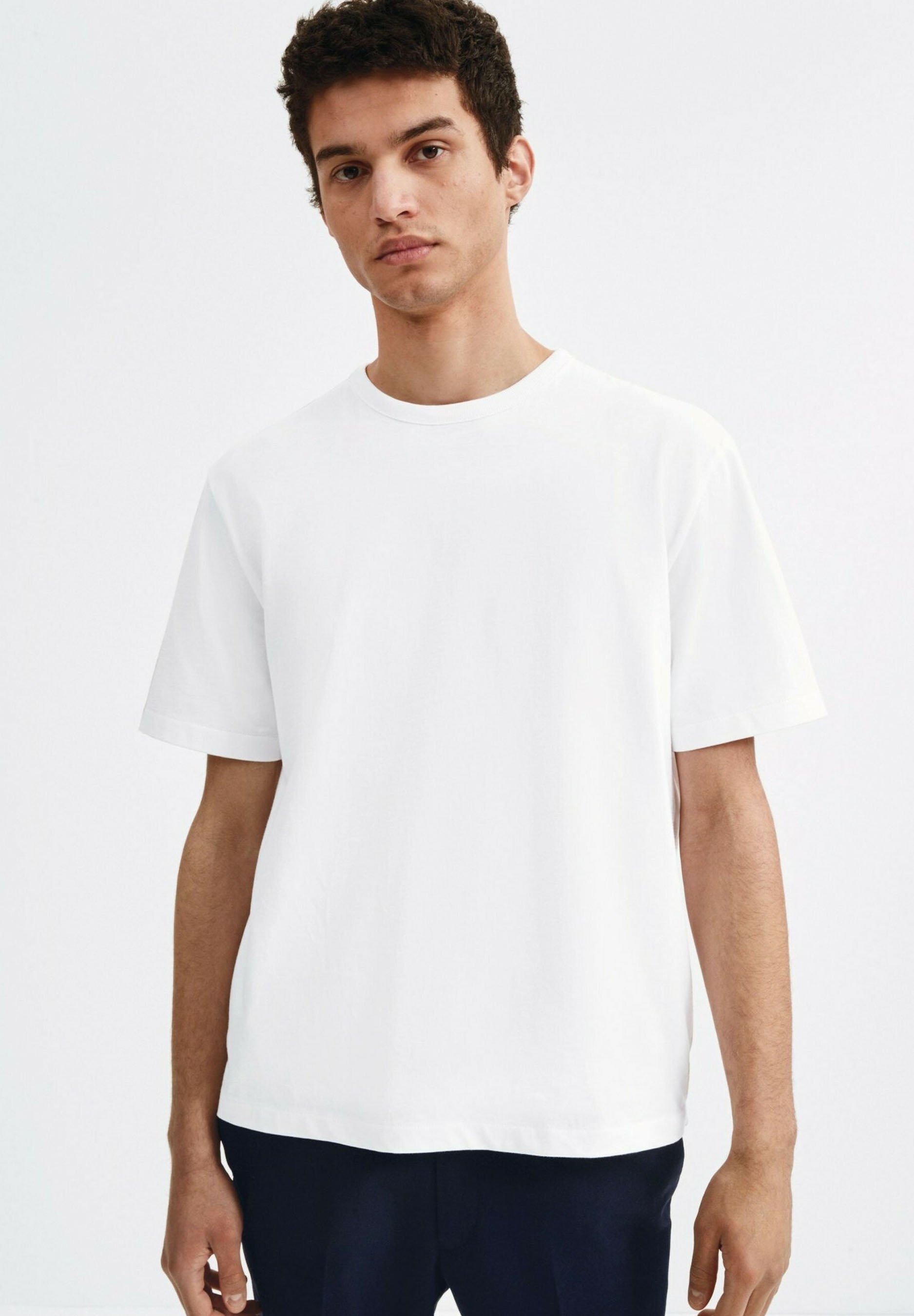 Next RELAXED FIT - T-shirt z nadrukiem 