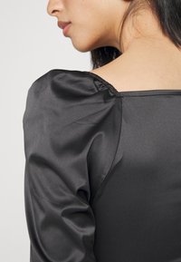 Gina Tricot Petite Blouse - black