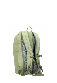 Zaino in tessuto verde con accenti in rete, spallacci imbottiti, due compartimenti e un logo sul davanti. Include tasche laterali e spallacci regolabili.