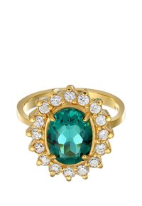 Zelta gredzens ar ovālu tirkīza akmeni, ko ieskauj caurspīdīgi kristāli, ar teksturētu iestatījumu un gludu joslu.