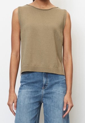 Top - brown
