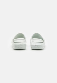 Jordan JORDAN POST SLIDE UNISEX - Sandalias planas - light silver/mica green