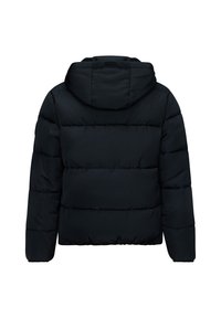Giacca a vento nera con cappuccio, caratterizzata da sezioni trapuntate e polsini elastici. Texture liscia con una vestibilità comoda, progettata per il calore.