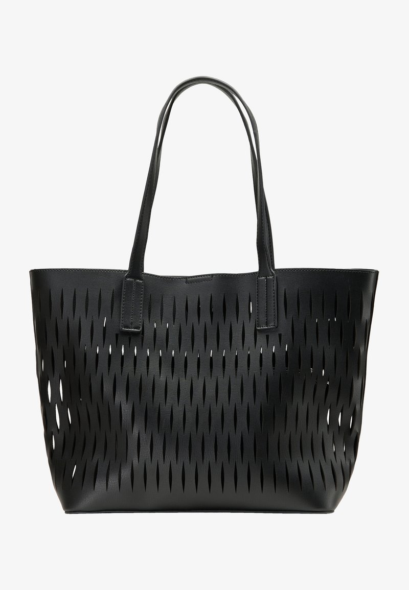 Zwarte tas met verlengde ruitvormige uitsparingen en twee lange schouderbanden, gemaakt van een soepele leren-achtige stof.