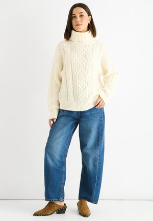 CABLE - Strickpullover - off-white