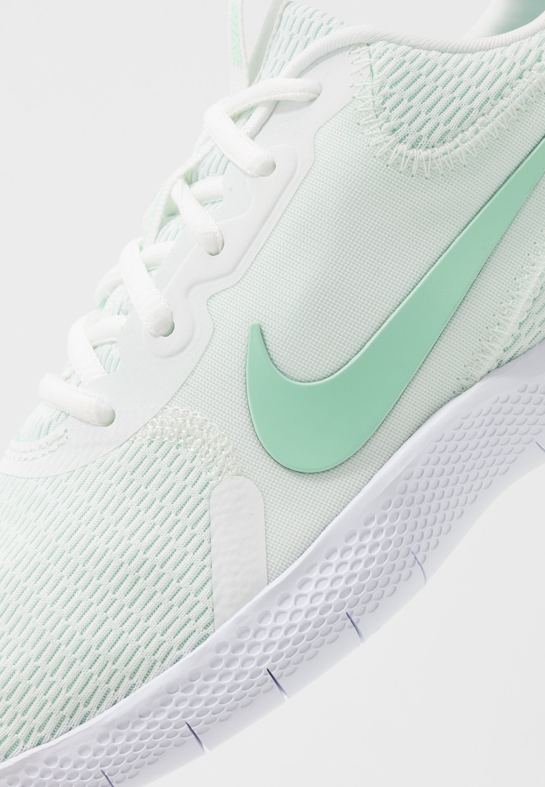 nike flex experience white