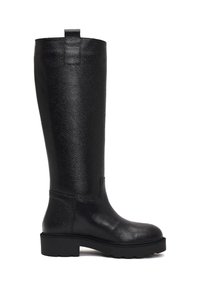 Kniehohe schwarze Lederstiefel mit strukturierter Oberfläche, flacher Gummisohle und einer Schlaufe an der Rückseite für einfaches Anziehen. Glatte Spitze und dezente Nähte.