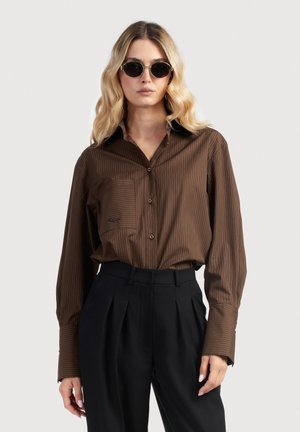 UMBRA  - Bluza z gumbi - brown