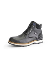 Zwarte leren enkelboot met suède accenten, textuur oppervlak, witte buitenzool, vetersluiting en contrasterende stiksels. Bevat metalen oogjes en een logo-detail.