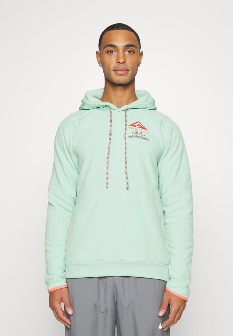 nike trail sweatshirt