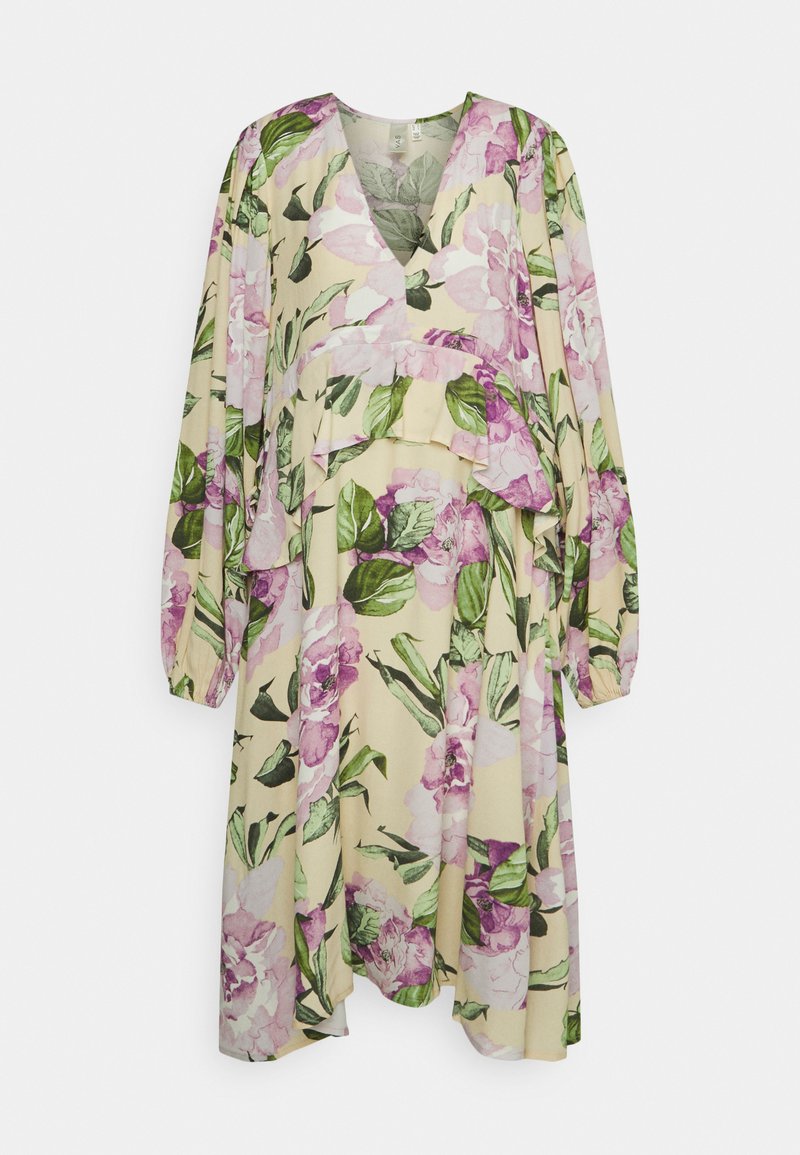 Vestido floral com decote em V, mangas bufantes longas e design em camadas. Apresenta grandes estampas de peônias cor-de-rosa sobre um fundo amarelo claro.