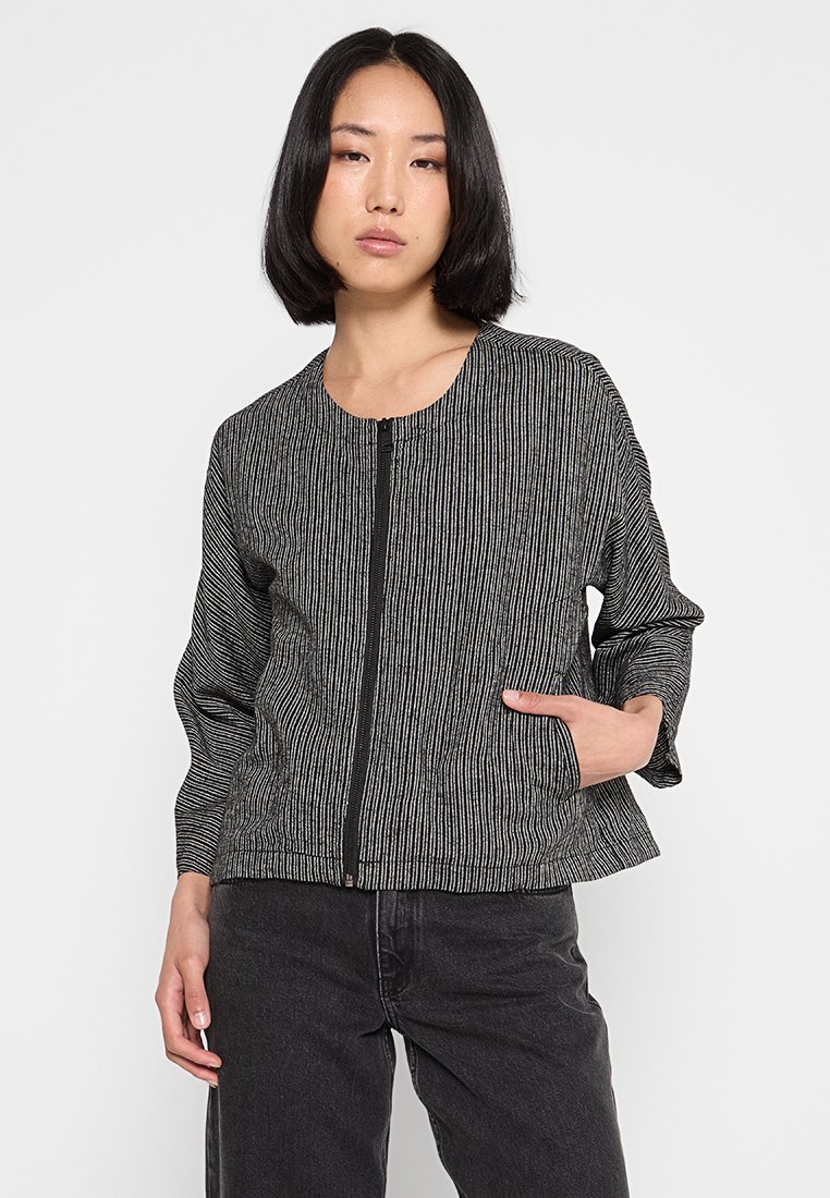 DKNY Lichte jas zwart