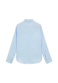 Chemise bleu clair à manches longues avec col, vue de dos, poignets boutonnés et empiècement droit au dos.