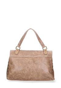 Borsa a tracolla in finta pelle beige con forma strutturata, hardware dorato e dettagli decorativi a borchie sui lati. Manico piatto elegante.