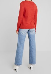 VILA Stickad tröja - mottled orange