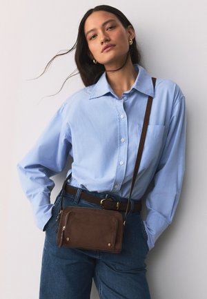 Next, UTILITY CROSS-BODY BAG . - Sac bandoulière - chocolate brown