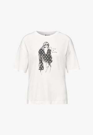 T-shirt blanc à manches courtes avec un croquis noir d'une femme portant un chemisier à pois et des lunettes de soleil, avec le texte "la vita è boho" sur le devant.