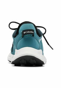 Türkise Laufschuhe mit einem Mesh-Obermaterial, schwarzen Schnürsenkeln und einer weißen Zwischensohle. Mit einem Columbia-Logo an der Ferse und einer strukturierten schwarzen Außensohle.