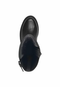 Crne kožne gležnjače s okruglim vrhom, bočnim patent zatvaračem i mekim unutarnjim oblogom. Imaju ravni potplat i minimalne detalje šivanja.