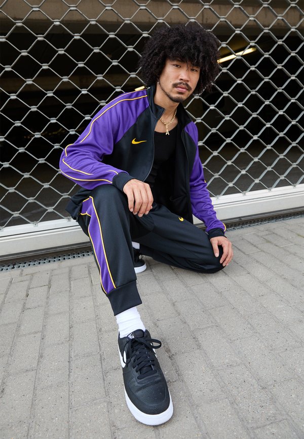 NBA CITY EDITION LOS ANGELES LAKERS TRACKSUIT - Trainingsanzug