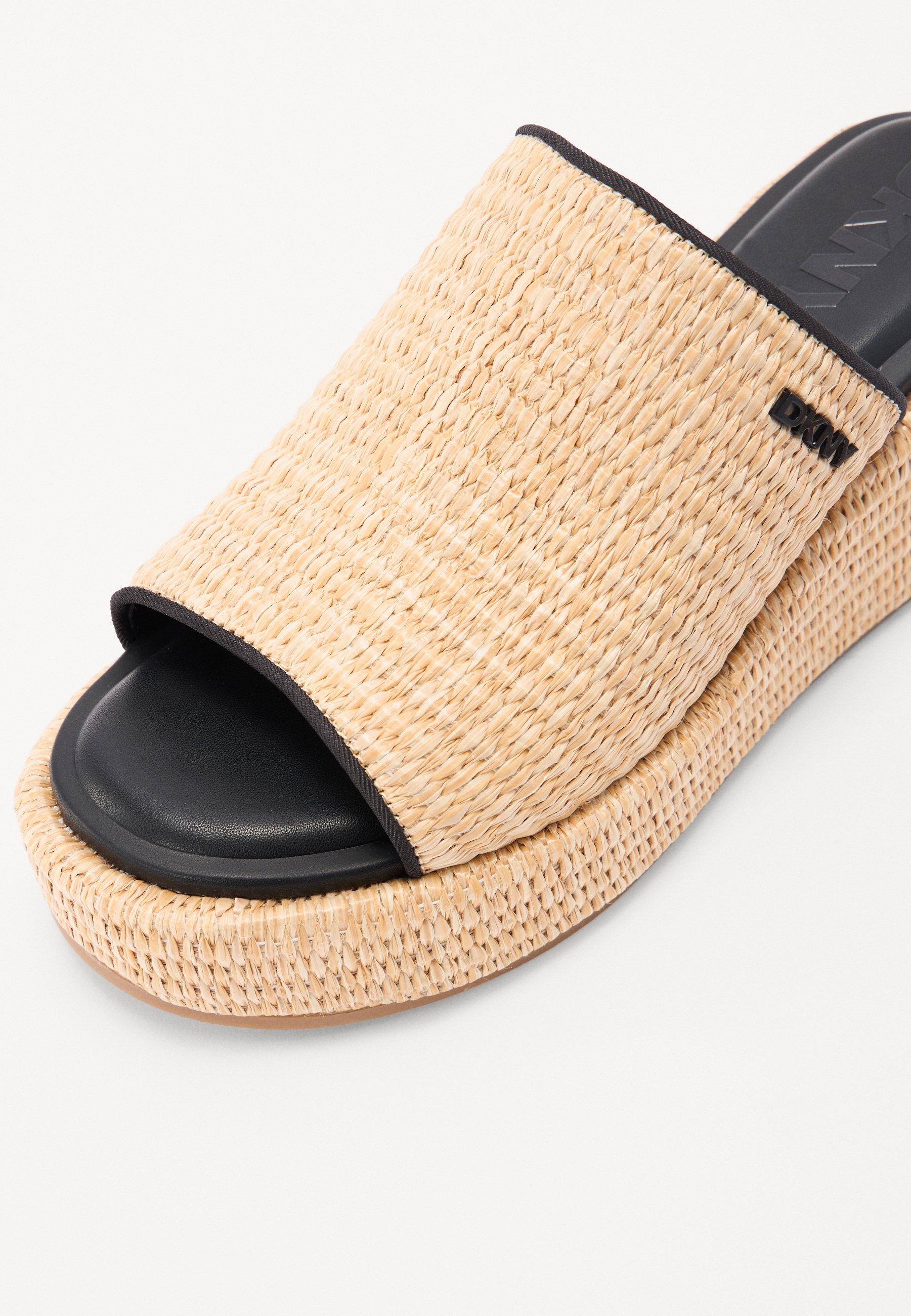 DKNY ★【ウェッジ サンダル】Conrad Platform Wedge Sandal Dkny Women's Conrad Slip-On Wedge Sandals | ShopRunner