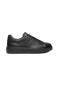Sneaker in pelle nera con punta tonda, chiusura a lacci, suola testurizzata e dettagli perforati sui lati. Finitura liscia e design supportivo.