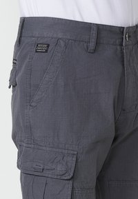 Non sélectionné, gris   grey
