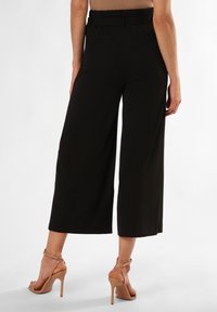 comma Pantaloni - schwarz