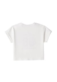Camiseta blanca de manga corta y cuello redondo, mostrada plana desde la parte de atrás sobre un fondo blanco.