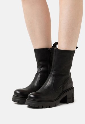 PAX - Platform ankle boots - black