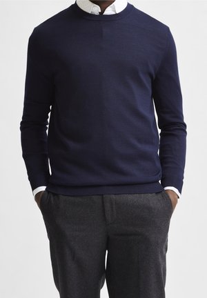 Stickad tröja - dark blue