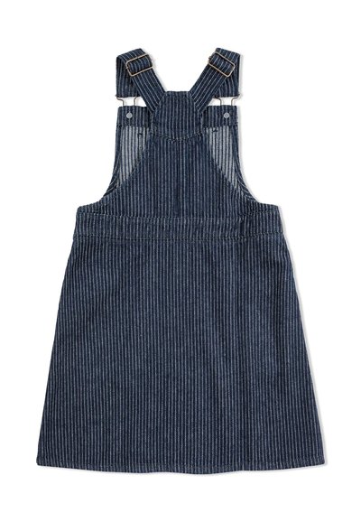 Robe salopette en denim bleu avec des rayures blanches verticales, bretelles réglables et poches avant. Présente une coupe droite et des coutures renforcées.