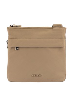 Beige skuldertaske med lynlås øverst, frontlomme med sølvfarvet "B" lynlåstrækker og "BOGNER" logo nederst i midten.