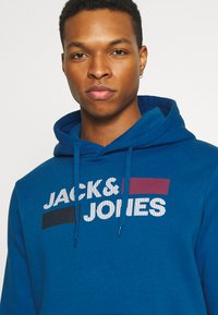 Jack & Jones JJECORP LOGO  - Sweatshirt com capuz - classic blue