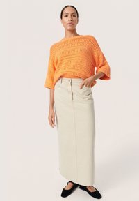 Soaked in Luxury RAVA RINNA - Stickad tröja - tangerine