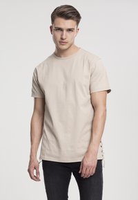 Urban Classics LACE UP LONG TEE - Tricou basic - sand