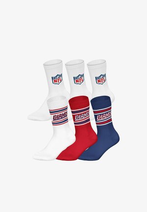 Drei Paar Crew-Socken in Weiß, Rot und Navy, jeweils mit „GIANTS“ oder NFL-Logo und Streifen in den Teamfarben.