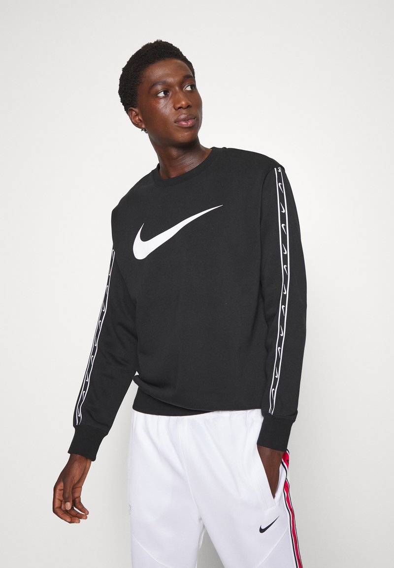 nike sportswear repeat crew