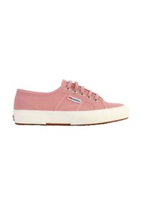 Sneaker in tela rosa chiaro, con punta rotonda, suola in gomma bianca, occhielli in metallo e patch con logo sul lato.
