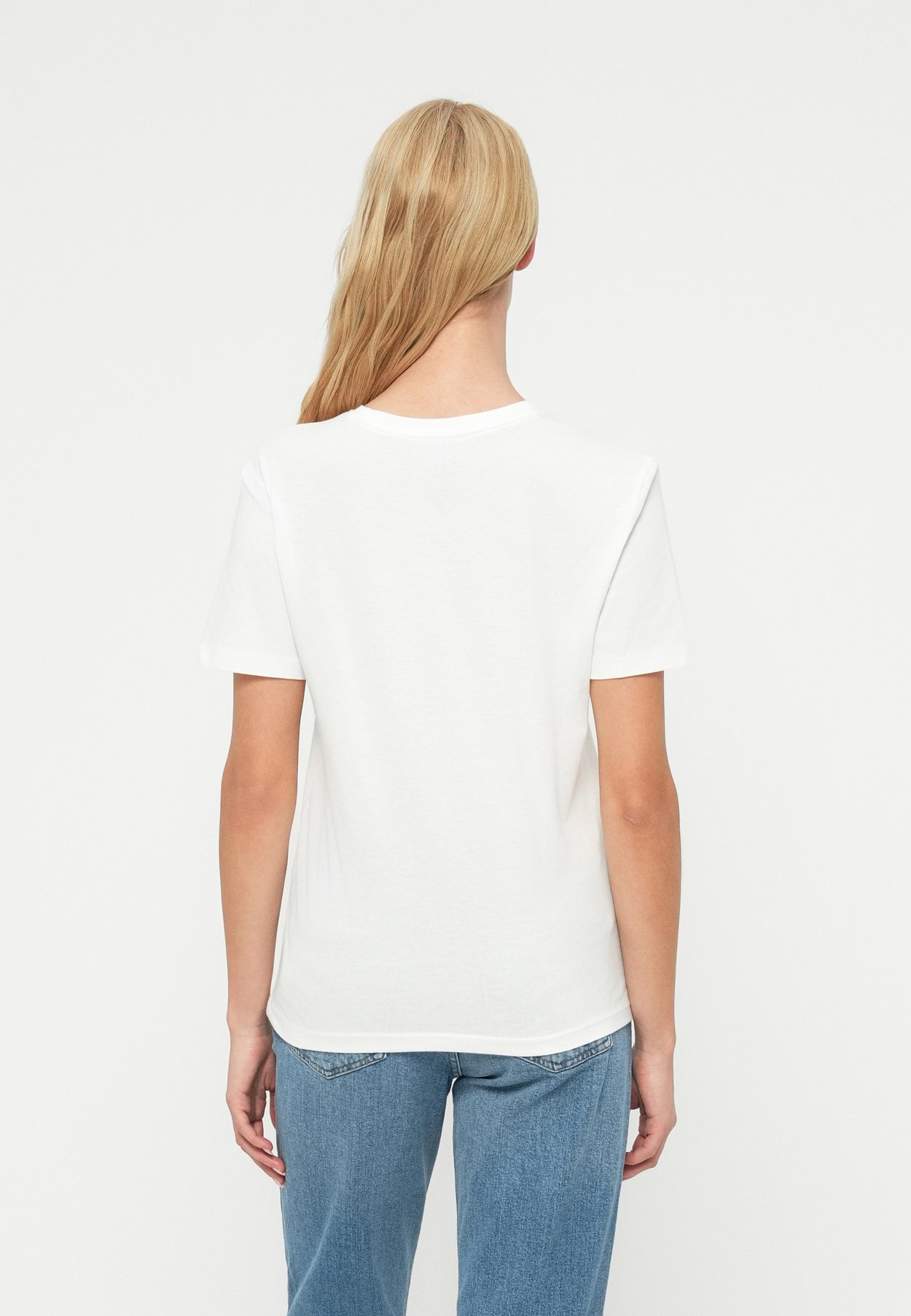 ONLKITA TEE