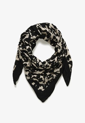 Melna un bēšā šalle ar neregulāru abstraktu dzīvnieku rakstu, salocīta trijstūra formā uz baltas virsmas.