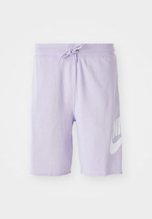 Shorts Nike de color púrpura claro hechos de una tela suave. Cuentan con una cinturilla elástica con cordón y un gran logo blanco en el lado izquierdo.